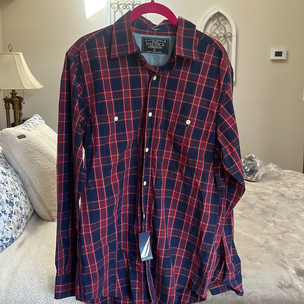 Nautica plaid men’s shirt (s)